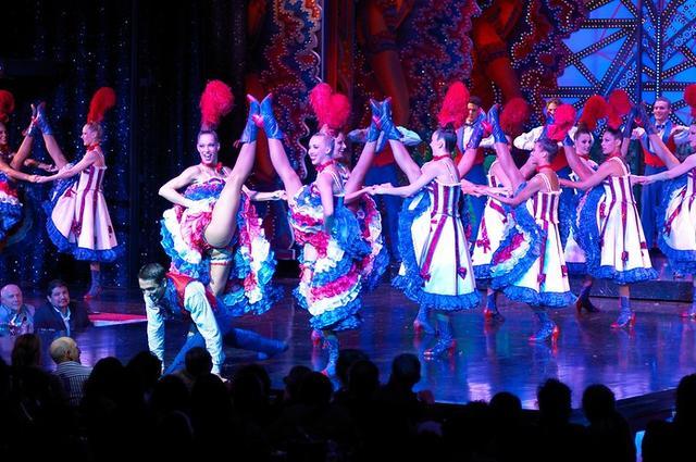 Cancan© Moulin Rouge - J.Habas - Roderick Eime / CC-BY-ND 2.0 Cancan